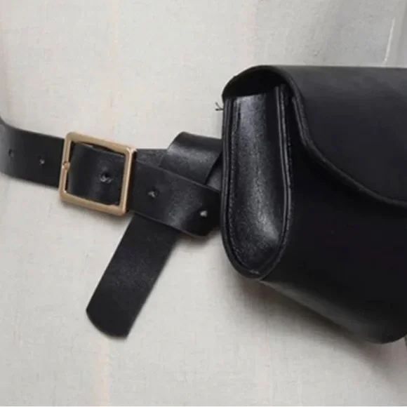 Fanny Leather Belt Bag w/Buckle-Blush Pink-One - Picture 2 of 2